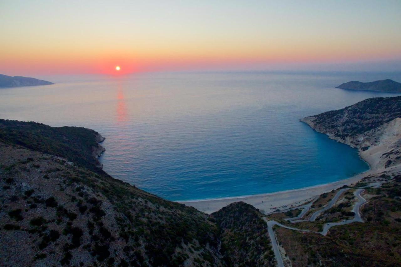 Myrtia Villas I Anomeria Bagian luar foto
