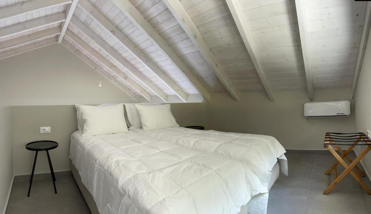 Myrtia Villas I Anomeria Bagian luar foto